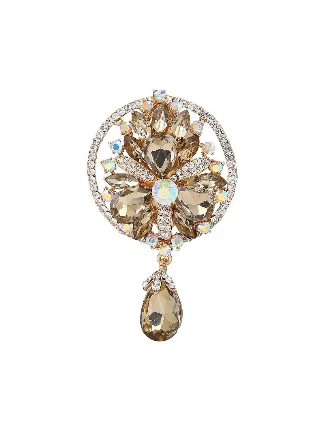 gold metal brooch - 15627814 - Zoom Image - 1