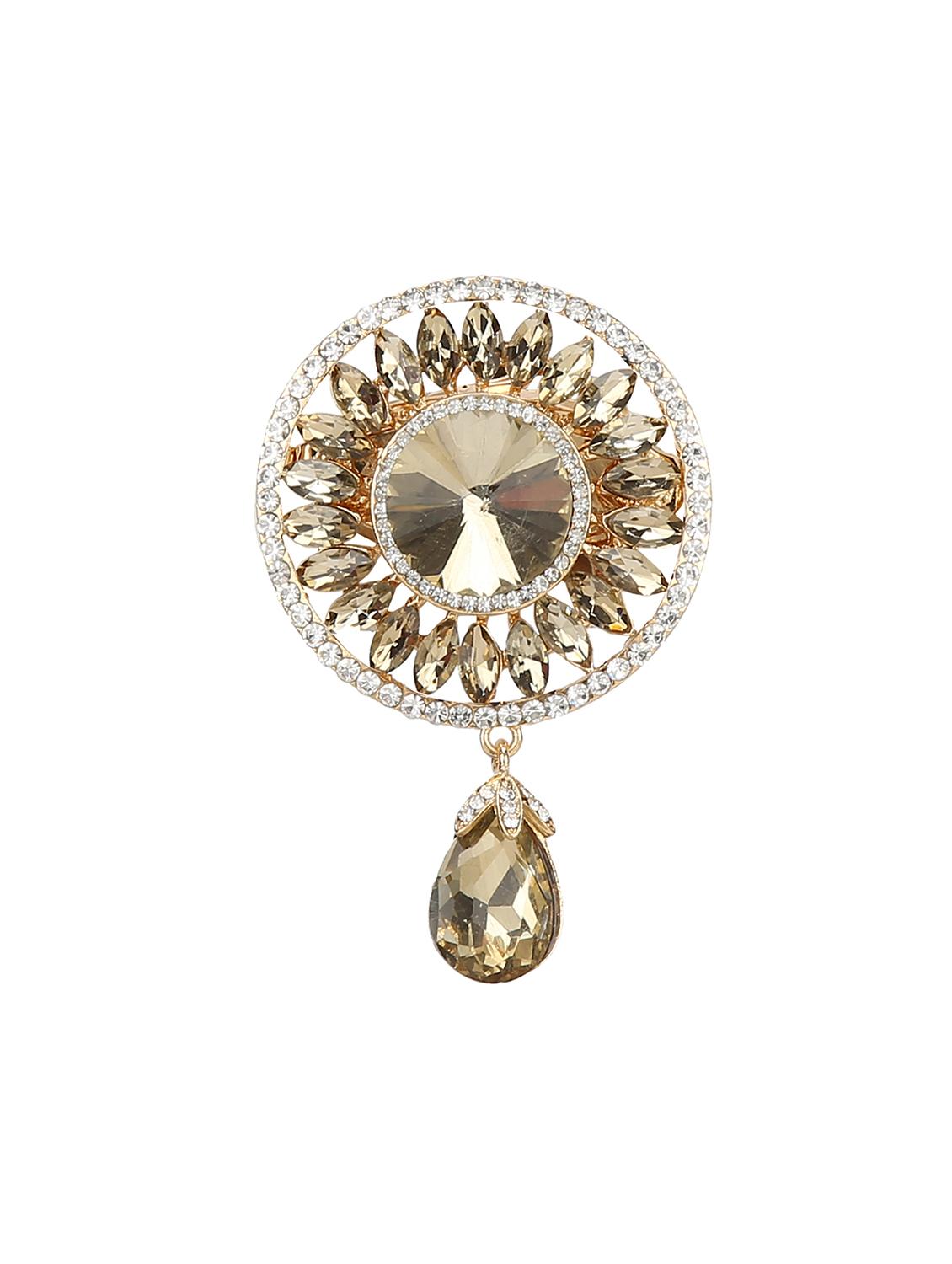 gold metal brooch - 15627861 - Zoom Image - 1