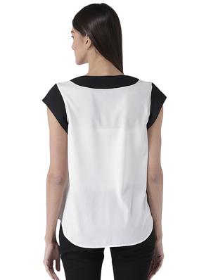 cutwork detail contrast asymmetric top - 15627973 - Standard Image - 3