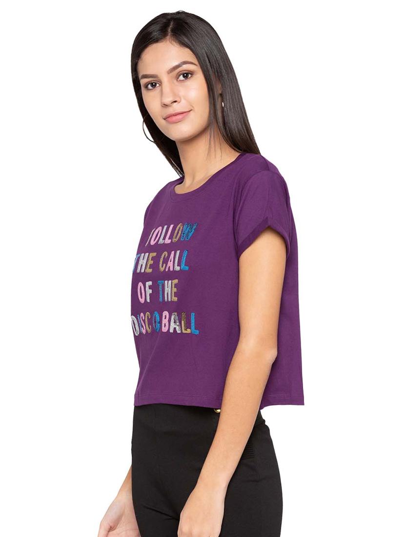sequined slogan print tee - 15628941 - Zoom Image - 2