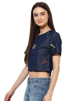 zip detail embroidered crop top - 15631425 - Standard Image - 2