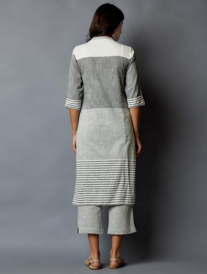 straight kurta with pocket - 15637150 - Standard Image - 3