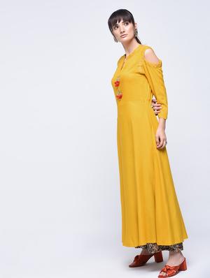 cold shoulder flared kurta with tassels - 15642080 - Standard Image - 2