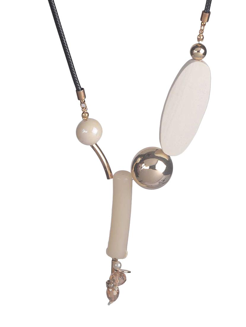 white short necklace - 15643408 - Zoom Image - 1