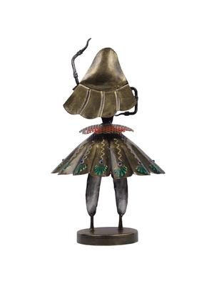 decorative statue - 15645101 - Standard Image - 3
