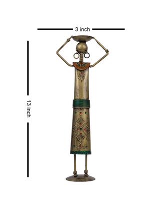 decorative statue - 15645112 - Standard Image - 4
