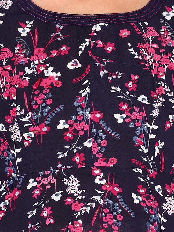 ditsy floral flared kurta - 15650165 - Zoom Image - 4