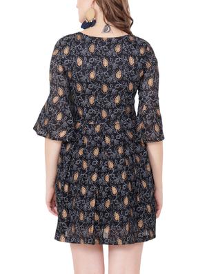 pocket detail pleated dress - 15650875 - Standard Image - 4