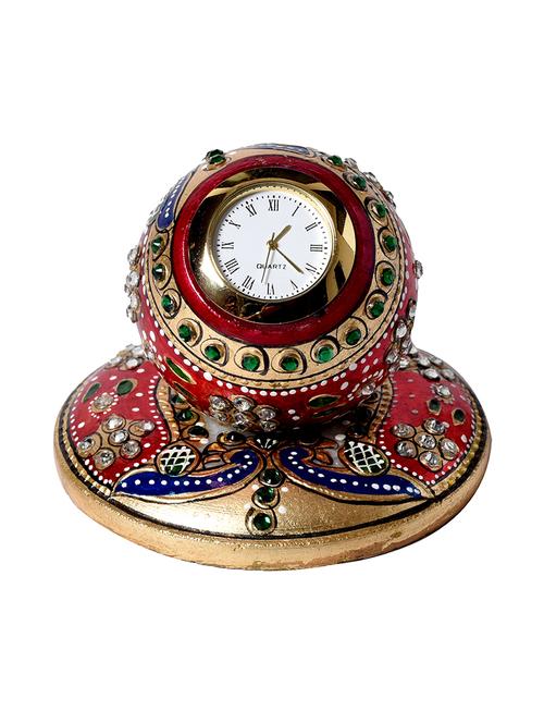 table watch - 15653203 - Standard Image - 1