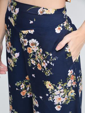 pocket detail floral flared palazzo - 15673796 - Standard Image - 3