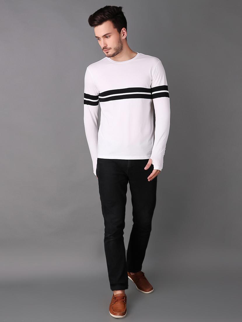 white cotton thumb hole t-shirt - 15676143 - Zoom Image - 4