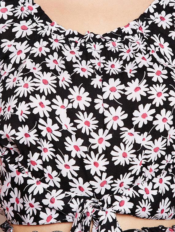 tie up hem floral top skirt set - 15691773 - Zoom Image - 4