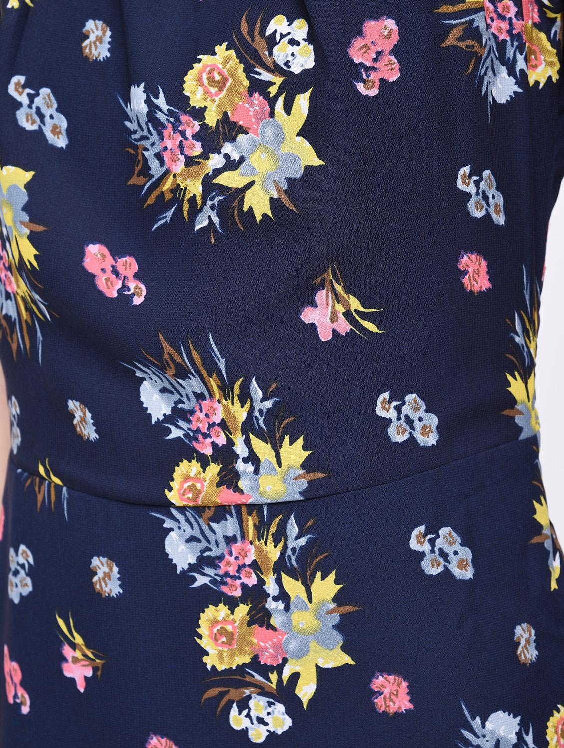 pleated neck floral dress - 15692015 - Zoom Image - 5