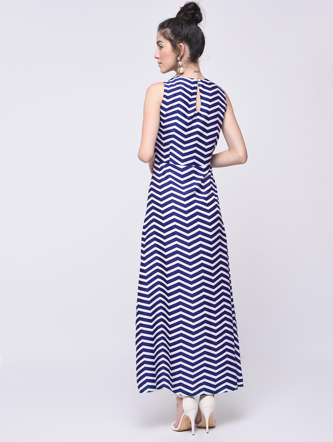 pleated neck chevron maxi dress - 15692016 - Zoom Image - 2