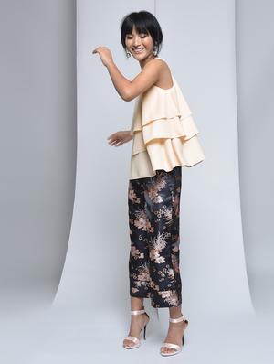 ruffle tiered sleeveless top - 15697662 - Standard Image - 5