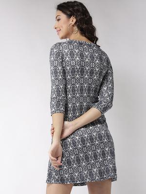 pocket detail a-line dress - 15700100 - Standard Image - 3