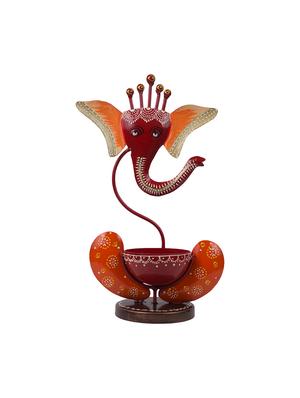 ganesha figurine - 15701696 - Standard Image - 2