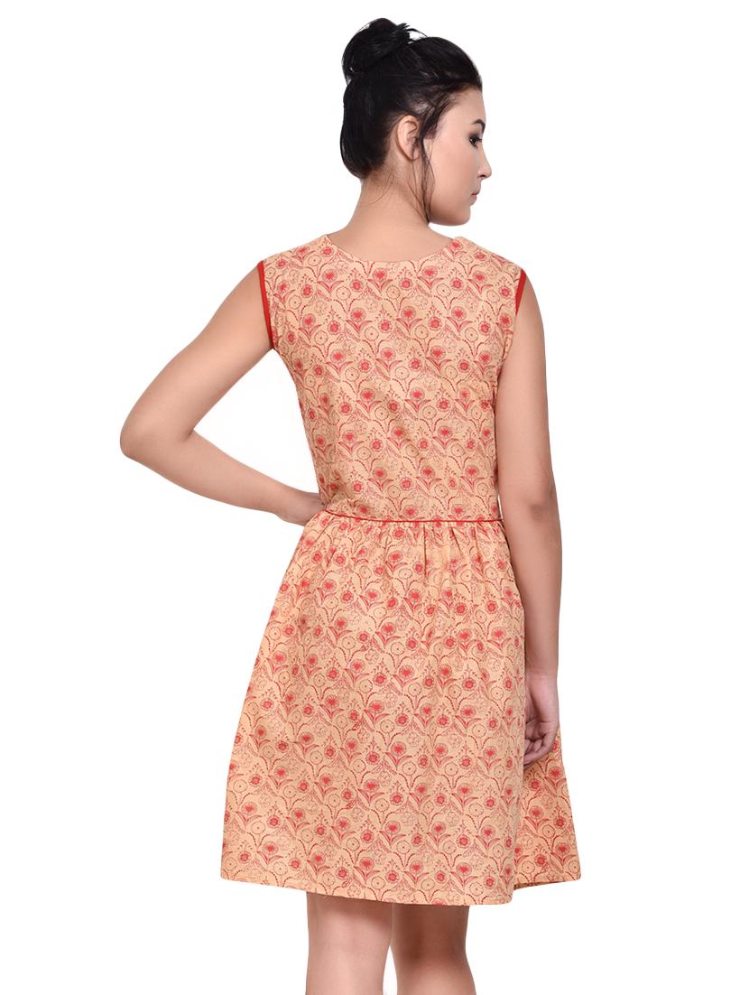 pleat detail flared dress - 15707372 - Zoom Image - 3