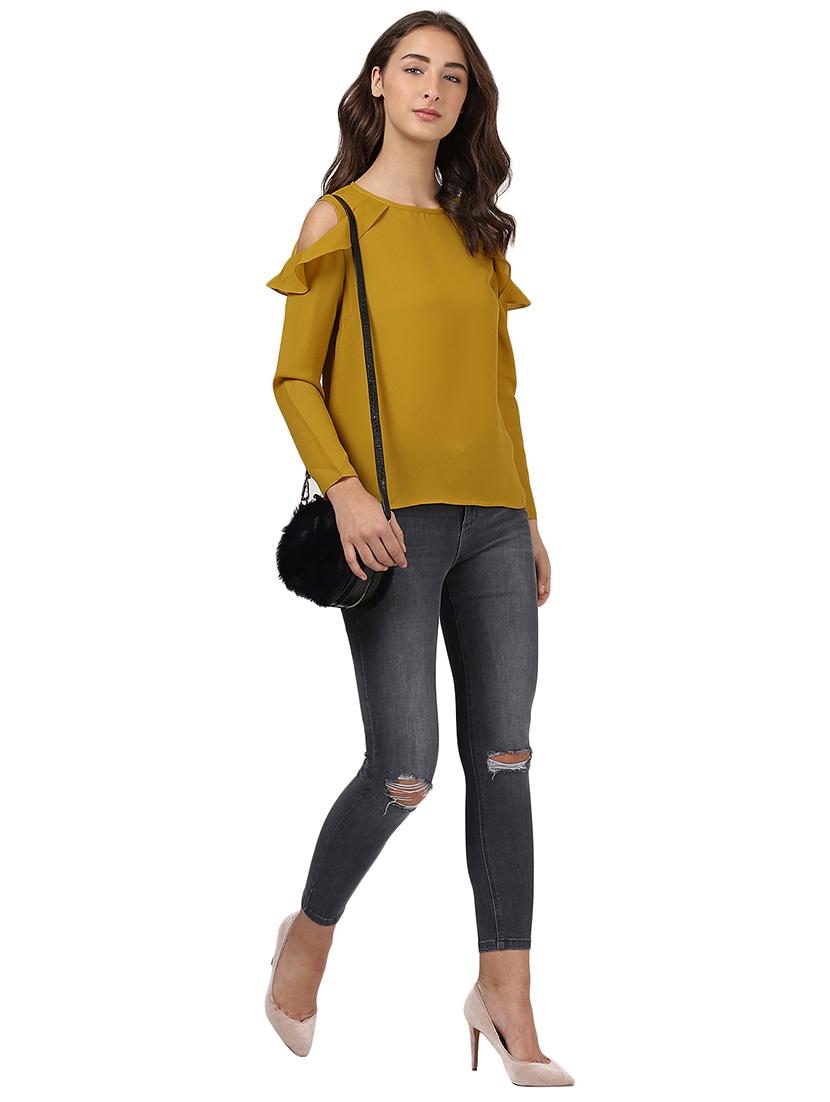 cold shoulder ruffle detail top - 15721123 - Zoom Image - 4