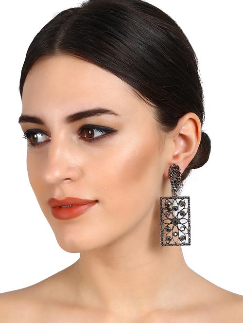 drop earrings - 15721401 - Very Small Image - 1