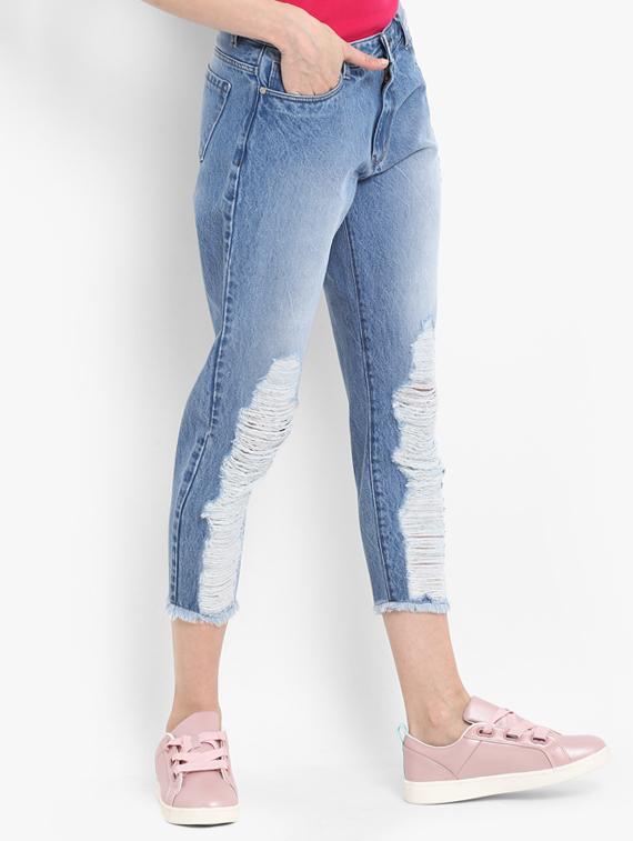 frayed distressed cropped jeans - 15721906 - Zoom Image - 2