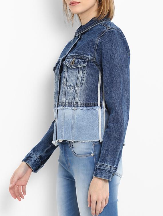 frayed hem button up denim jacket - 15721912 - Zoom Image - 2