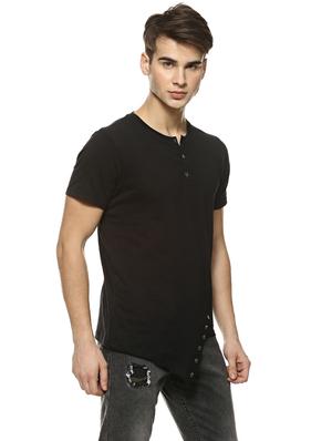black solid asymmetric t-shirt - 15725927 - Standard Image - 2