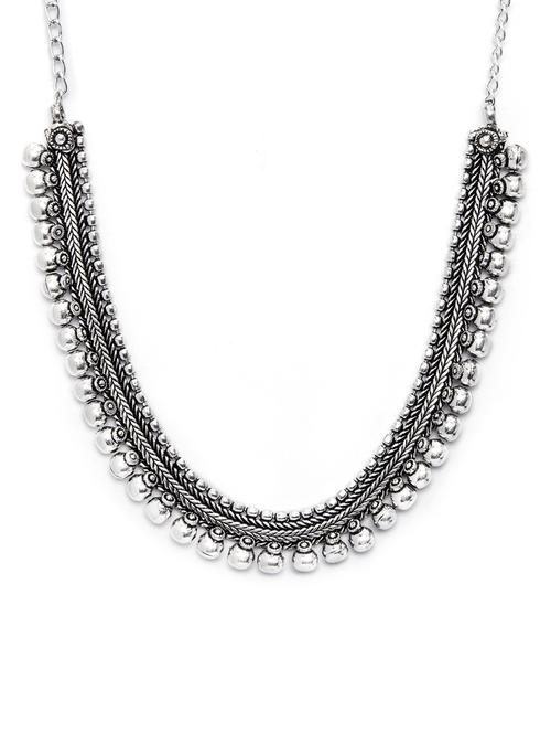 Short necklace - 15726387 - Standard Image - 1