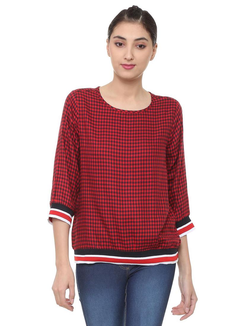 button detail checkered top - 15728403 - Zoom Image - 1