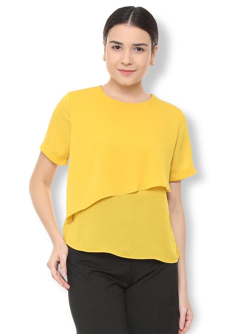 keyhole back asymmetric overlay top - 15728422 - Zoom Image - 1