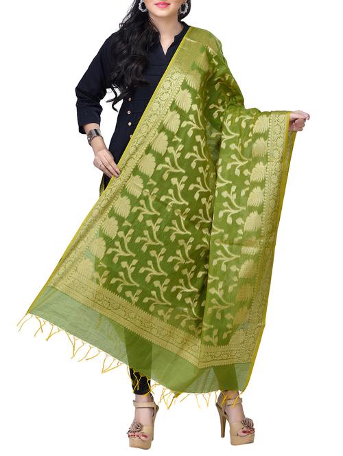 banarasi dupatta with fringes - 15729177 - Standard Image - 1