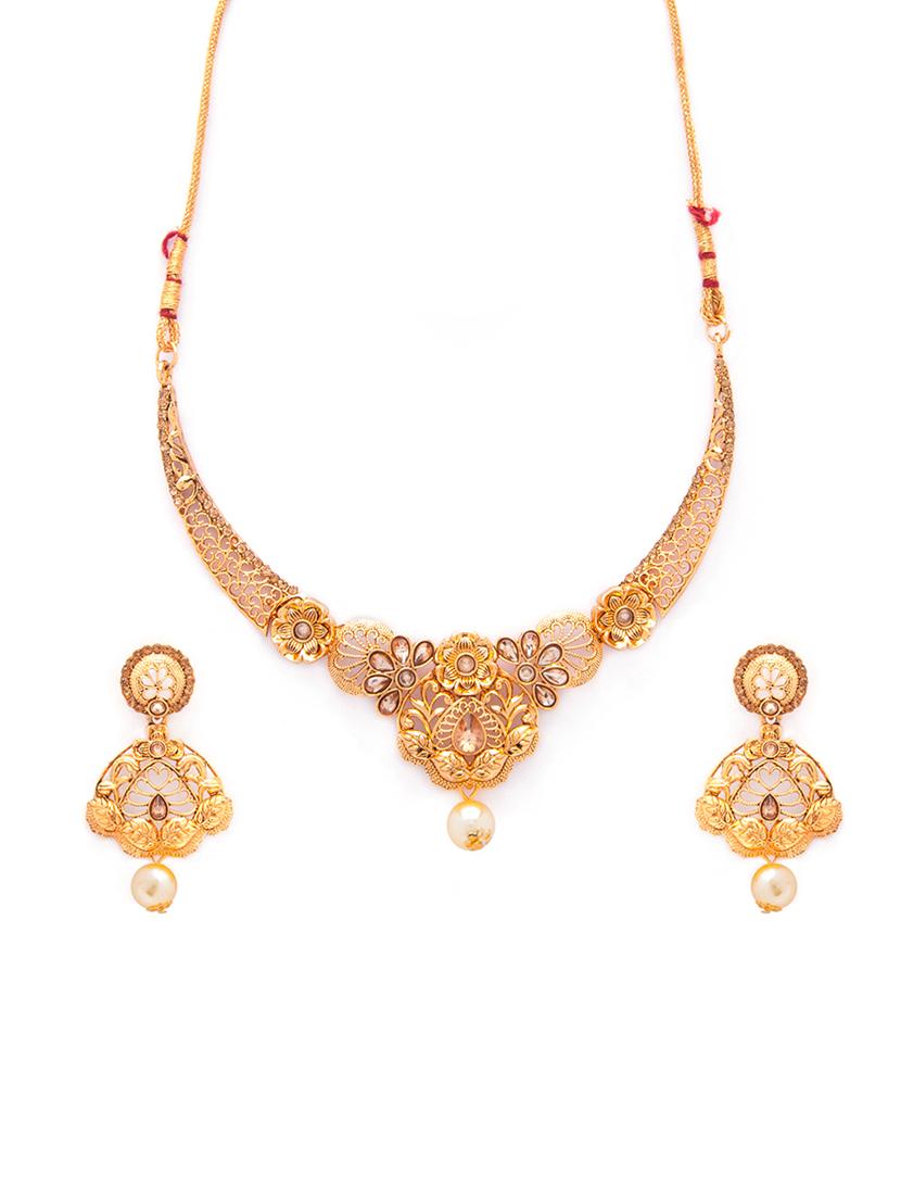 gold metal necklaces and earring - 15731220 - Zoom Image - 1