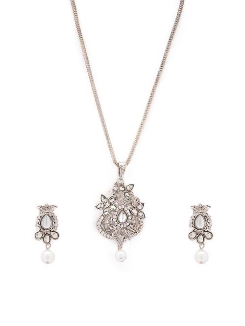 silver metal necklaces and earring - 15731222 - Standard Image - 1