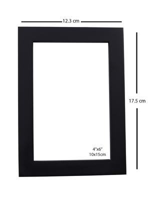 black wooden 4x6 photo frame - 15731847 - Standard Image - 4