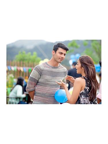 Rawpockets"Fawad Khan Alia Bhatt"Wall posters (PaperBoard,33cmX48cm) - 15732950 - Very Small Image - 1