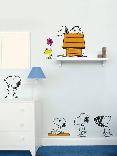 Rawpockets Wall Decals ' Snoopy Dog Story - Kid's Room ' Wall stickers (PVC Vinyl) Multicolour - 15734062 - Standard Image - 1