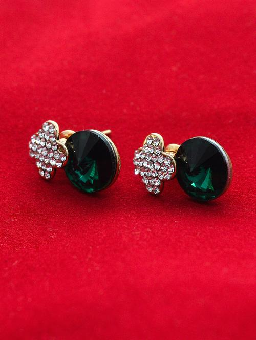 gold metal studs earring - 15735195 - Standard Image - 1