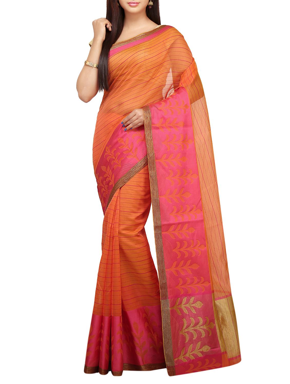 gold zari pallu banarasi saree with blouse - 15738044 - Zoom Image - 1