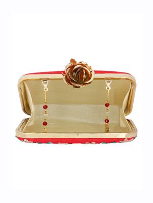 red cotton polyester blend box clutch - 15738587 - Standard Image - 3
