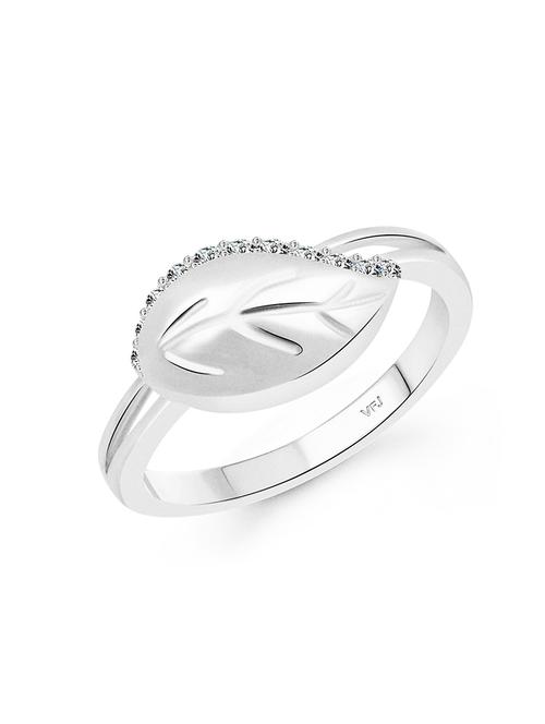 silver metal finger ring - 15738967 - Standard Image - 1