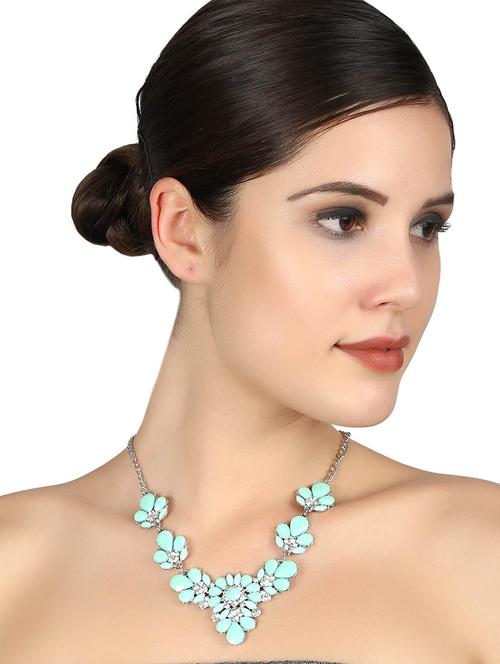 green metal choker necklace - 15739067 - Standard Image - 1