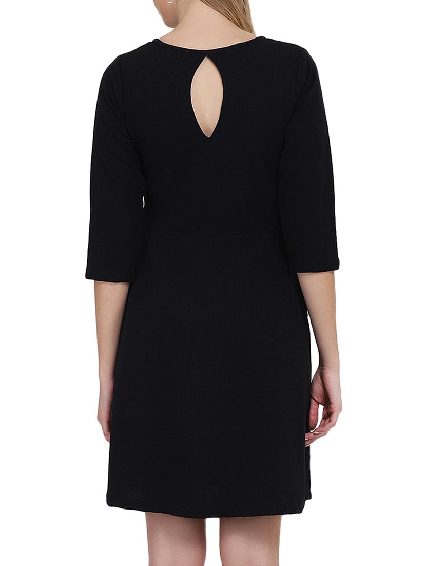 keyhole back embroidered dress - 15739137 - Zoom Image - 3