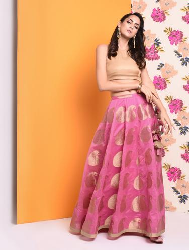 Chanderi crop top with self-design flared skirt set - 15741206 - Very Small Image - 1
