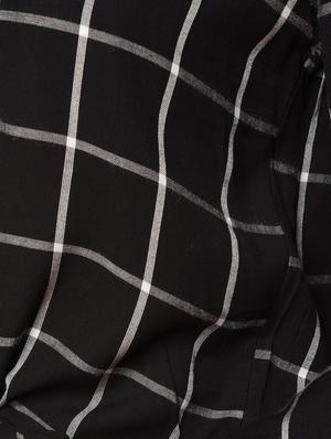 tie-knot hem checkered crop top - 15744488 - Standard Image - 6