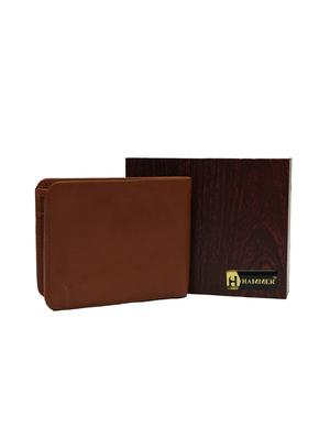 brown leather wallet - 15751351 - Standard Image - 2