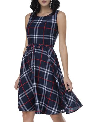 tie-front checkered flared dress - 15757521 - Standard Image - 2
