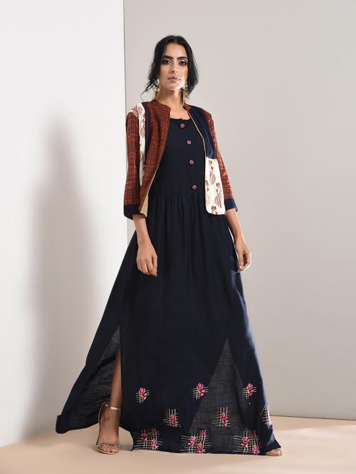 Embroidered slit kurta with jacket - 15760014 - Standard Image - 1