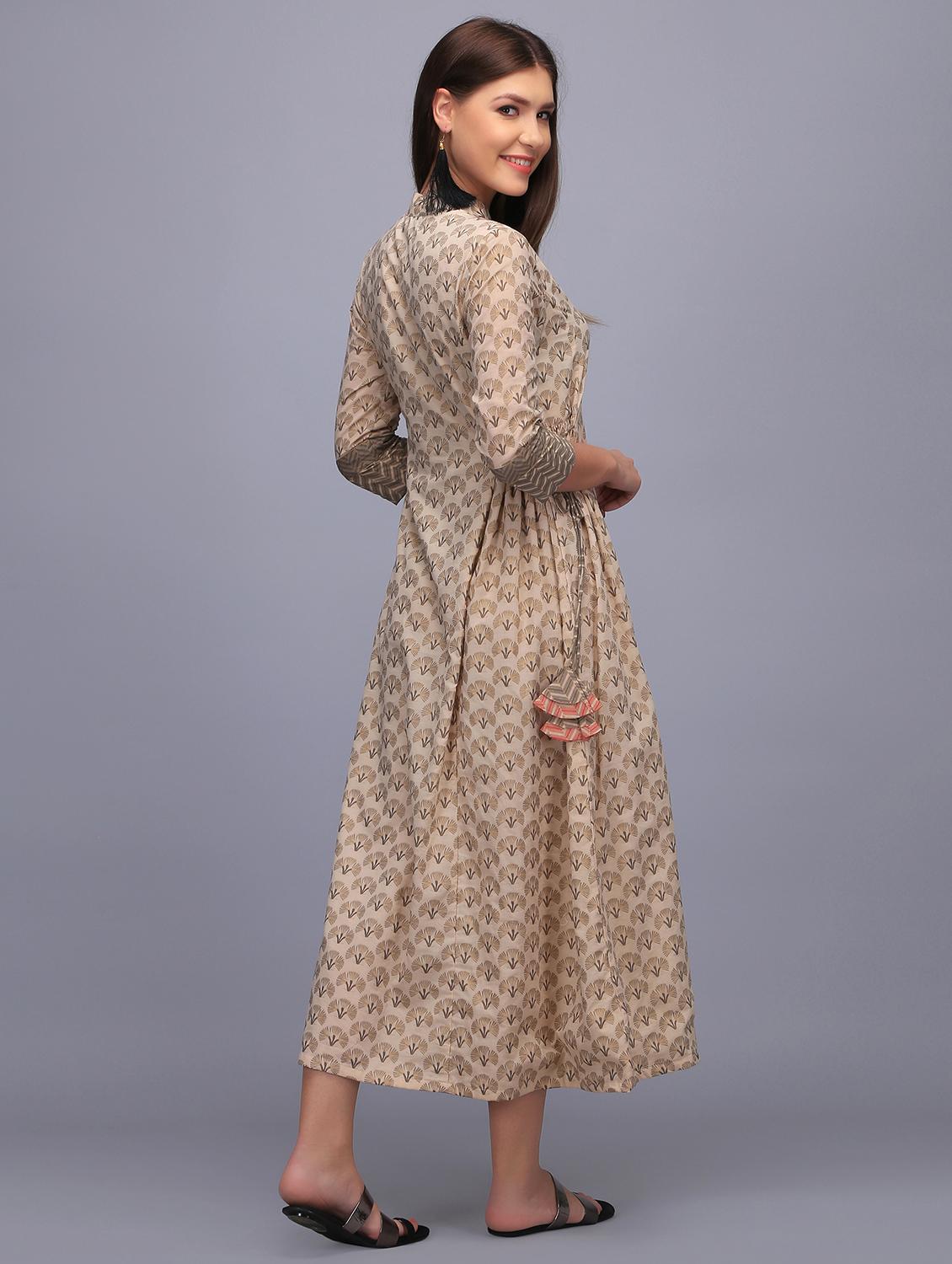 block print flared maxi dress - 15760340 - Zoom Image - 3