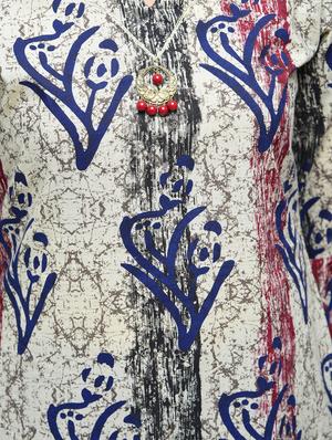 printed bell sleeves straight kurta - 15765067 - Standard Image - 5