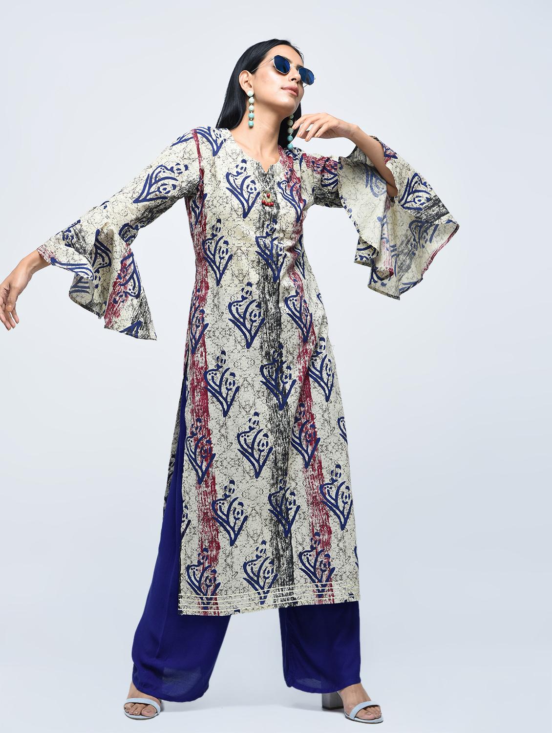 printed bell sleeves straight kurta - 15765067 - Zoom Image - 3